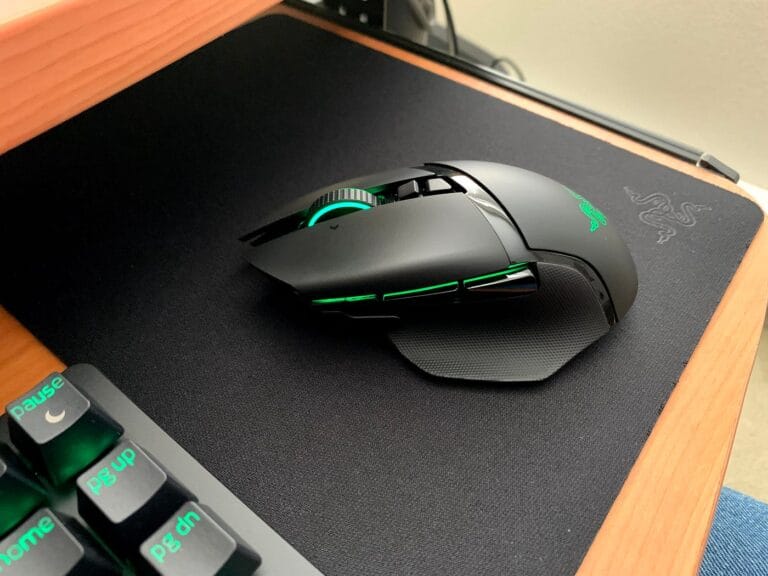 High resolution product overview of Razer gaming mouse review