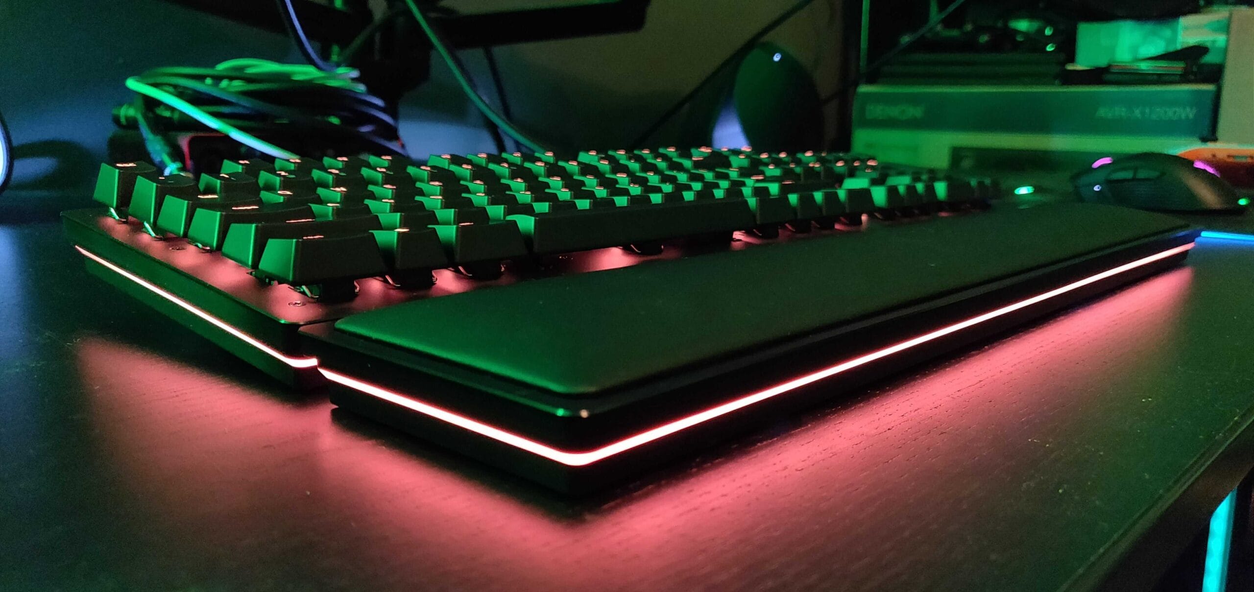 Razer BlackWidow V4 75% Review: Luxury Keys, Mac Reality Check High resolution product overview of Razer luxury gaming keyboard