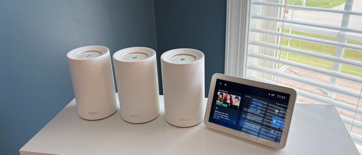 High resolution product overview of TP-Link Deco 7 Pro